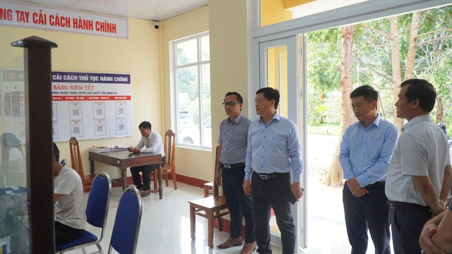 Thành phố Huế: Tận tình và chuyên nghiệp trong vận hành chính quyền địa phương hai cấp- Ảnh 2. Thành phố Huế: Tận tình và chuyên nghiệp trong vận hành chính quyền địa phương hai cấp- Ảnh 2.