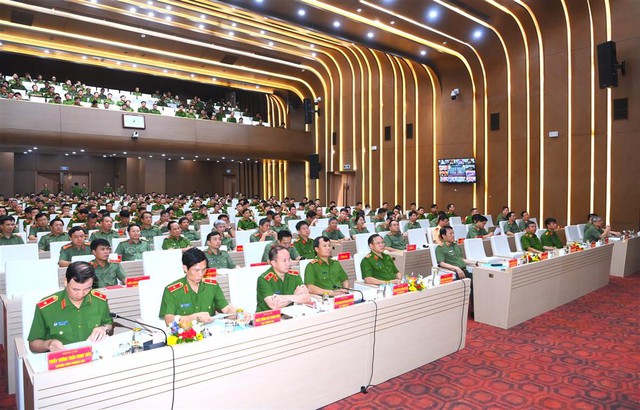 Công tác phòng, chống tội phạm góp phần kiến tạo xã hội phát triển và phục vụ nhân dân- Ảnh 1.