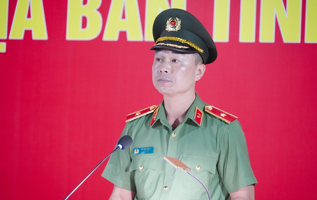 Công an Thanh Hóa: Đồng loạt ra quân thực hiện cao điểm trấn áp tội phạm ban đêm- Ảnh 2. Công an Thanh Hóa: Đồng loạt ra quân thực hiện cao điểm trấn áp tội phạm ban đêm- Ảnh 2.