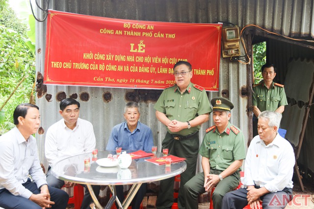 Công an TP Cần Thơ khởi công xây nhà ở cho hội viên Hội cựu CAND thành phố- Ảnh 2.