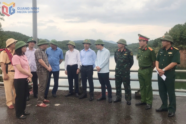 Quảng Ninh: Chủ động, sẵn sàng “4 tại chỗ” ứng phó cơn bão số 3- Ảnh 1. Quảng Ninh: Chủ động, sẵn sàng “4 tại chỗ” ứng phó cơn bão số 3- Ảnh 1.