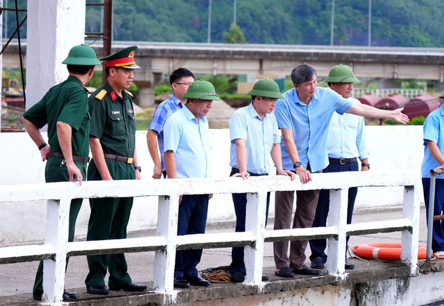 Nghệ An: Tăng cường kiểm tra, chủ động ứng phó với bão số 3 nhằm hạn chế thấp nhất thiệt hại- Ảnh 2.