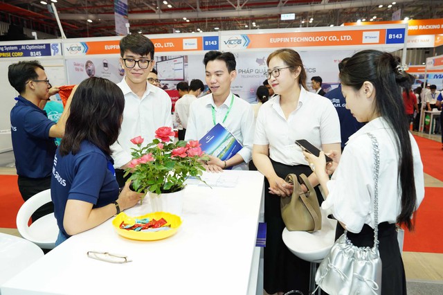 Chuyển đổi số - Phát triển xanh ngành logistics- Ảnh 4.
