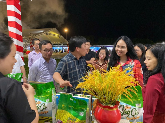 Thương mại điện tử: Đòn bẩy xuất khẩu bền vững- Ảnh 2. Thương mại điện tử: Đòn bẩy xuất khẩu bền vững- Ảnh 2.