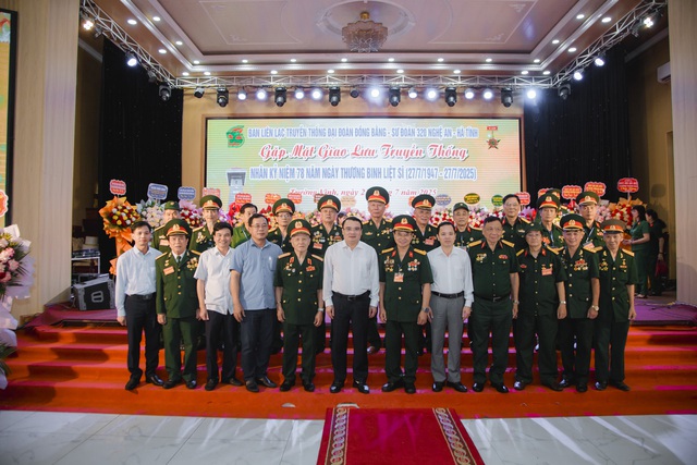 Cựu chiến binh Sư Đoàn 320: Tình đồng đội luôn thổn thức không nguôi!- Ảnh 9. Cựu chiến binh Sư Đoàn 320: Tình đồng đội luôn thổn thức không nguôi!- Ảnh 9.