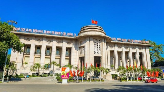 Lãi suất tiền gửi tương đối ổn định, lãi suất cho vay tiếp tục giảm- Ảnh 1. Lãi suất tiền gửi tương đối ổn định, lãi suất cho vay tiếp tục giảm- Ảnh 1.