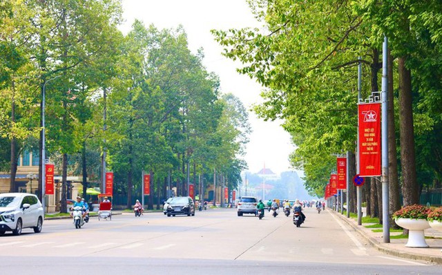 Hà Nội mở rộng tuyến đường Hùng Vương phục vụ diễu binh, diễu hành dịp 2/9- Ảnh 1. Hà Nội mở rộng tuyến đường Hùng Vương phục vụ diễu binh, diễu hành dịp 2/9- Ảnh 1.
