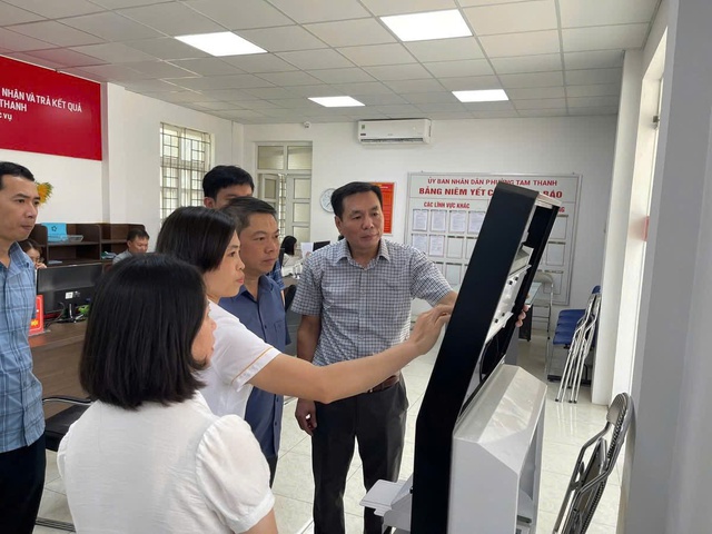 TTPVHCC phường Tam Thanh: Đẩy mạnh số hóa, hướng tới chính quyền điện tử- Ảnh 3.