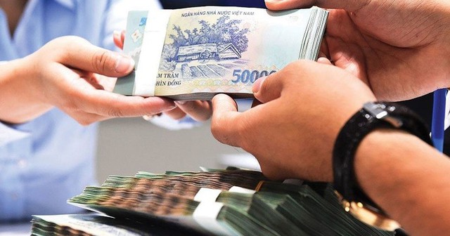 Tổng phương tiện thanh toán tăng 17,6% so với cùng kỳ năm ngoái- Ảnh 1. Tổng phương tiện thanh toán tăng 17,6% so với cùng kỳ năm ngoái- Ảnh 1.