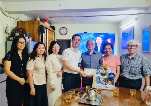 Phường Kim Liên: Nhiều hoạt động tri ân nhân kỷ niệm Ngày Thương binh - Liệt sĩ- Ảnh 5. Phường Kim Liên: Nhiều hoạt động tri ân nhân kỷ niệm Ngày Thương binh - Liệt sĩ- Ảnh 5.