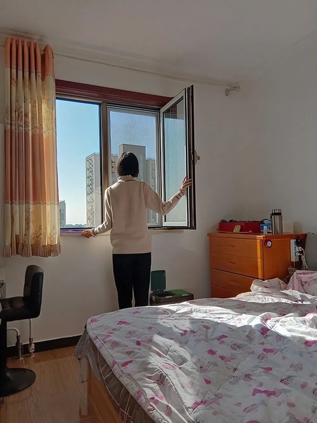 4 thời điểm mở cửa sổ là rước bệnh vào người, cả nhà trả giá bằng sức khỏe- Ảnh 1. 4 thời điểm mở cửa sổ là rước bệnh vào người, cả nhà trả giá bằng sức khỏe- Ảnh 1.