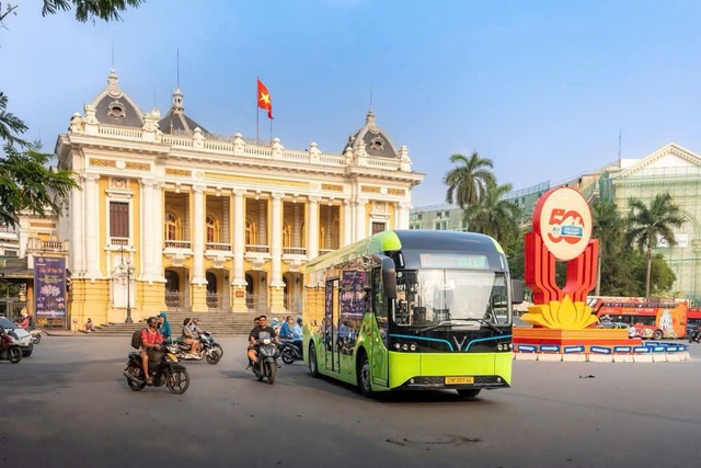 Hà Nội: Sớm trình HĐND TP các nghị quyết hỗ trợ người dân chuyển đổi xanh- Ảnh 2. Hà Nội: Sớm trình HĐND TP các nghị quyết hỗ trợ người dân chuyển đổi xanh- Ảnh 2.