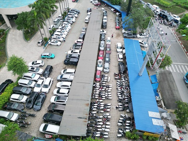 Hà Nội: 40 điểm trông giữ xe Vành đai 1 đủ điều kiện lắp đặt trạm sạc- Ảnh 1. Hà Nội: 40 điểm trông giữ xe Vành đai 1 đủ điều kiện lắp đặt trạm sạc- Ảnh 1.