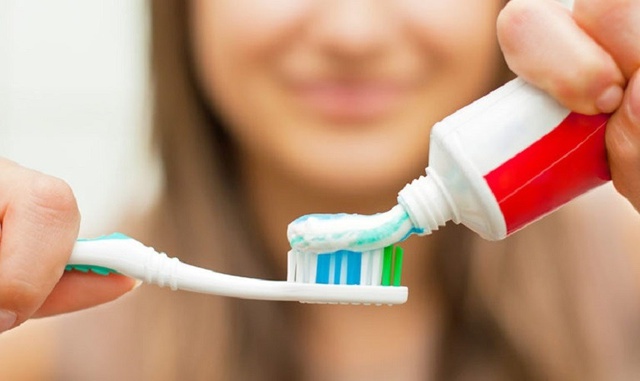 Đình chỉ lưu hành, thu hồi kem đánh răng Aquafresh và hàng loạt mỹ phẩm chăm sóc da- Ảnh 1.