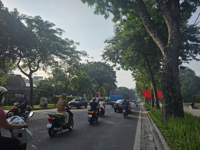 Chuyển đổi xanh trong giao thông đô thị: Tầm nhìn chiến lược vì tương lai bền vững- Ảnh 2. Chuyển đổi xanh trong giao thông đô thị: Tầm nhìn chiến lược vì tương lai bền vững- Ảnh 2.