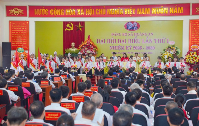 Hoàng An (Phú Thọ): Phát huy tinh thần đổi mới, chuyển đổi số và bứt phá kinh tế - xã hội- Ảnh 2. Hoàng An (Phú Thọ): Phát huy tinh thần đổi mới, chuyển đổi số và bứt phá kinh tế - xã hội- Ảnh 2.