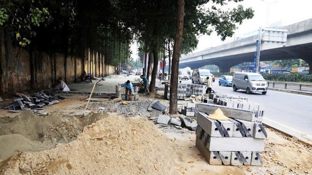 Hà Nội: Tạm dừng thi công, đào hè, đường dịp Quốc khánh 2/9- Ảnh 1. Hà Nội: Tạm dừng thi công, đào hè, đường dịp Quốc khánh 2/9- Ảnh 1.