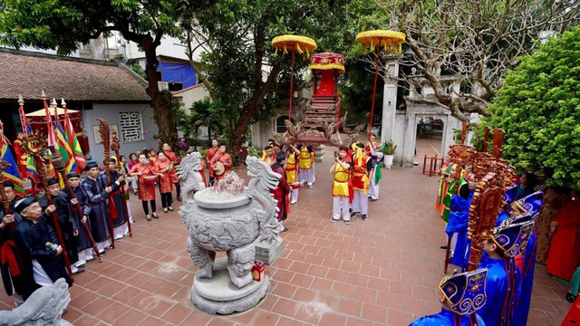 Hà Nội: "Hồi sinh" gần 1.800 di sản văn hóa phi vật thể- Ảnh 1. Hà Nội: "Hồi sinh" gần 1.800 di sản văn hóa phi vật thể- Ảnh 1.