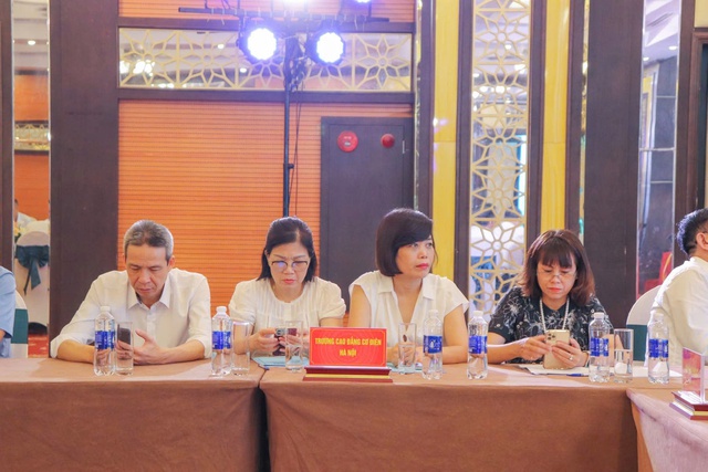 PCEM: Tổ chức thành công Hội nghị tổng kết thi đua Khối số 2 năm học 2024-2025- Ảnh 8. PCEM: Tổ chức thành công Hội nghị tổng kết thi đua Khối số 2 năm học 2024-2025- Ảnh 8.