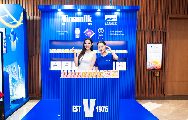 Vinamilk tiếp sức ươm mầm tài năng điện ảnh tại liên hoan phim Châu Á Đà Nẵng III- Ảnh 1. Vinamilk tiếp sức ươm mầm tài năng điện ảnh tại liên hoan phim Châu Á Đà Nẵng III- Ảnh 1.