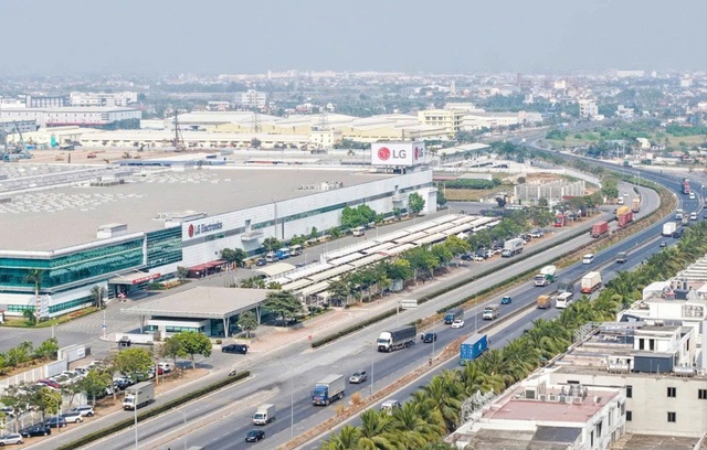 TP. Hải Phòng: Tốc độ tăng trưởng GRDP đạt 11,2% trong 6 tháng đầu năm- Ảnh 1.
