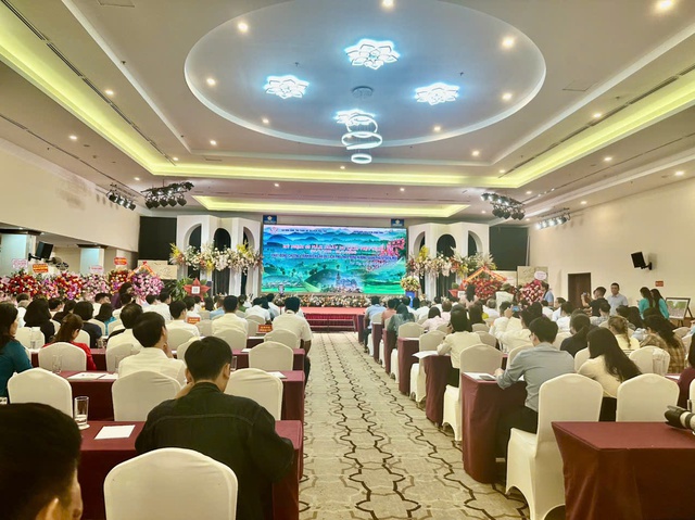 Phú Thọ: Phát động chương trình kích cầu, khơi dậy tiềm năng du lịch sau sáp nhập- Ảnh 2. Phú Thọ: Phát động chương trình kích cầu, khơi dậy tiềm năng du lịch sau sáp nhập- Ảnh 2.
