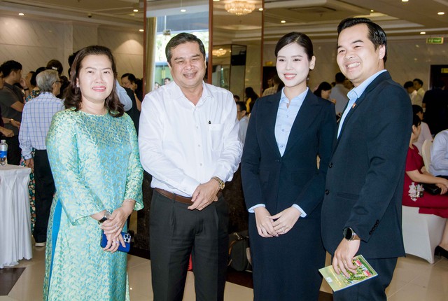 TP Cần Thơ: Hội nghị Doanh nghiệp Du lịch và Trưng bày giới thiệu sản phẩm du lịch- Ảnh 5. TP Cần Thơ: Hội nghị Doanh nghiệp Du lịch và Trưng bày giới thiệu sản phẩm du lịch- Ảnh 5.