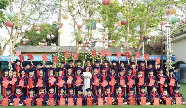 Cô giáo Hà Thu Huyền: Người lặng lẽ vun trồng những mầm xanh tri thức- Ảnh 2. Cô giáo Hà Thu Huyền: Người lặng lẽ vun trồng những mầm xanh tri thức- Ảnh 2.