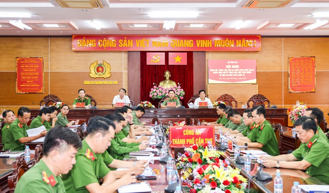 Triển khai công tác đặc xá đợt 2 năm 2025 đảm bảo chặt chẽ, khách quan, đúng quy định- Ảnh 4. Triển khai công tác đặc xá đợt 2 năm 2025 đảm bảo chặt chẽ, khách quan, đúng quy định- Ảnh 4.