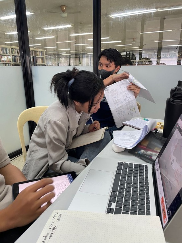 10,8-11,8 triệu đồng/tháng là chi tiêu của sinh viên Hà Nội, TP.HCM, vượt xa mức lương nhân viên văn phòng- Ảnh 2. 10,8-11,8 triệu đồng/tháng là chi tiêu của sinh viên Hà Nội, TP.HCM, vượt xa mức lương nhân viên văn phòng- Ảnh 2.