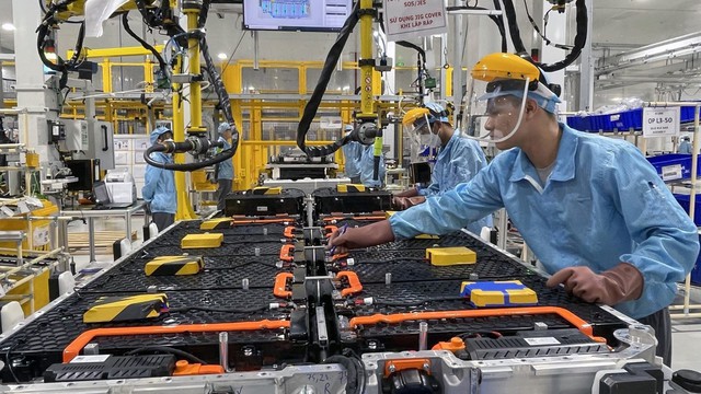 PMI tháng 7 đạt mức cao nhất trong gần một năm qua- Ảnh 1. PMI tháng 7 đạt mức cao nhất trong gần một năm qua- Ảnh 1.