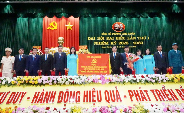 An Giang: Xây dựng phường Long Xuyên thành trung tâm đô thị, thương mại, dịch vụ, văn minh, hiện đại, nghĩa tình- Ảnh 6. An Giang: Xây dựng phường Long Xuyên thành trung tâm đô thị, thương mại, dịch vụ, văn minh, hiện đại, nghĩa tình- Ảnh 6.