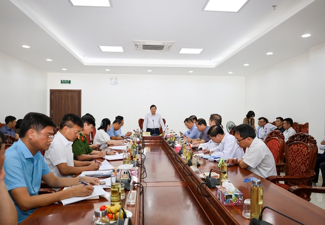 Nghệ An: Lãnh đạo UBND tỉnh kiểm tra hiện trường các công trình trọng điểm- Ảnh 2. Nghệ An: Lãnh đạo UBND tỉnh kiểm tra hiện trường các công trình trọng điểm- Ảnh 2.