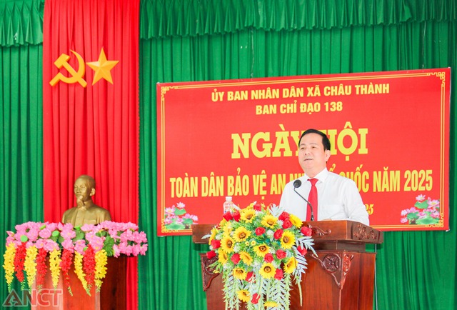 TP Cần Thơ: Đồng loạt tổ chức Ngày hội Toàn dân bảo vệ ANTQ năm 2025- Ảnh 6. TP Cần Thơ: Đồng loạt tổ chức Ngày hội Toàn dân bảo vệ ANTQ năm 2025- Ảnh 6.