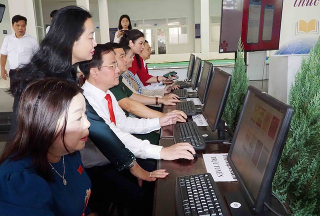 Trường Chính trị TP Cần Thơ: Ra mắt mô hình “Tư tưởng thông - Hành động thoáng - Đổi mới, sáng tạo hiệu quả”- Ảnh 9. Trường Chính trị TP Cần Thơ: Ra mắt mô hình “Tư tưởng thông - Hành động thoáng - Đổi mới, sáng tạo hiệu quả”- Ảnh 9.