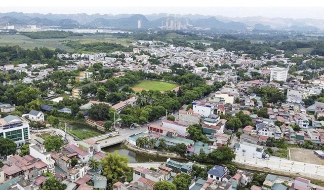 Phường Bỉm Sơn vững bước trên hành trình đổi mới và hội nhập- Ảnh 1. Phường Bỉm Sơn vững bước trên hành trình đổi mới và hội nhập- Ảnh 1.