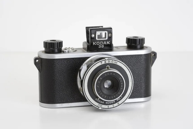 Huyền thoại Kodak đối mặt nguy cơ phá sản- Ảnh 2. Huyền thoại Kodak đối mặt nguy cơ phá sản- Ảnh 2.