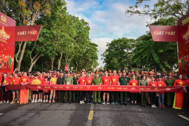 “Cùng Việt Nam tiến bước”: Vì một Việt Nam đoàn kết, phát triển và không phát thải ròng- Ảnh 2.