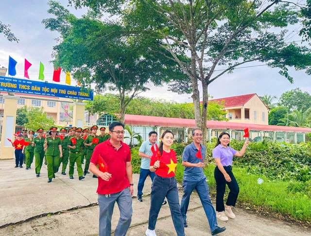 “Cùng Việt Nam tiến bước”: Vì một Việt Nam đoàn kết, phát triển và không phát thải ròng- Ảnh 4.