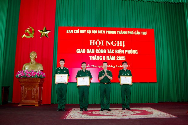 Ban Chỉ huy BĐBP TP Cần Thơ giao ban công tác Biên phòng tháng 8- Ảnh 3.