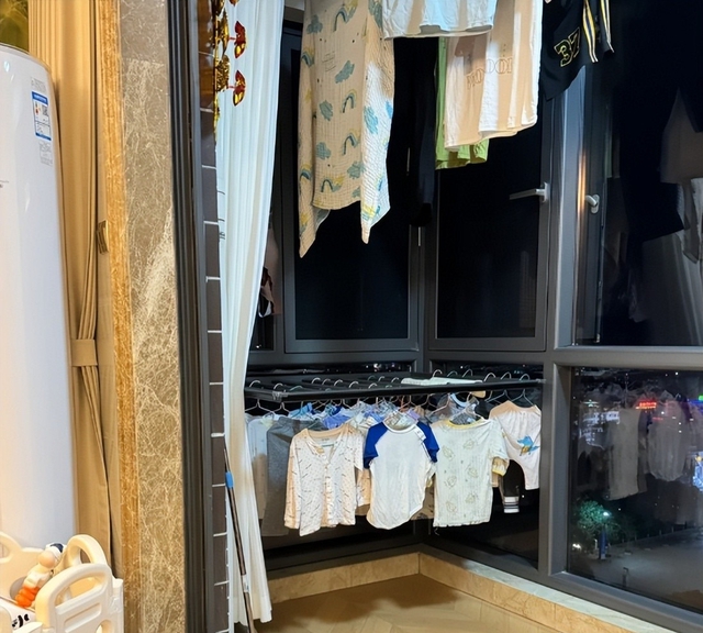 Đêm đến, ông bà cấm giặt quần áo: Tưởng mê tín, ai ngờ đúng đến từng chữ- Ảnh 1. Đêm đến, ông bà cấm giặt quần áo: Tưởng mê tín, ai ngờ đúng đến từng chữ- Ảnh 1.