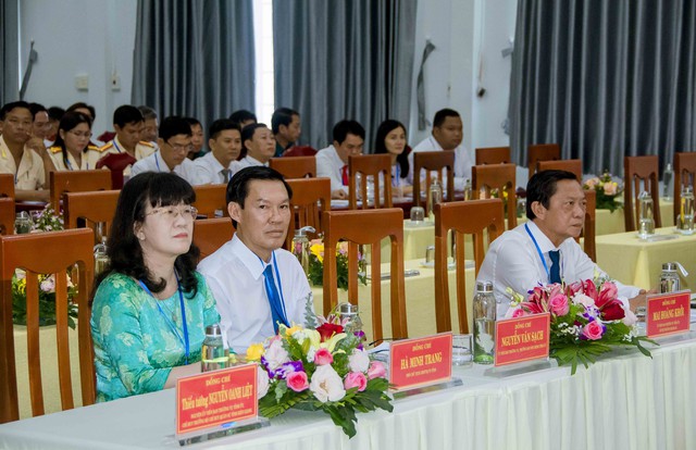 Phiên trù bị Đại hội Đảng bộ xã Vĩnh Phong lần thứ nhất: Bàn giải pháp phát triển giai đoạn 2025-2030- Ảnh 2.