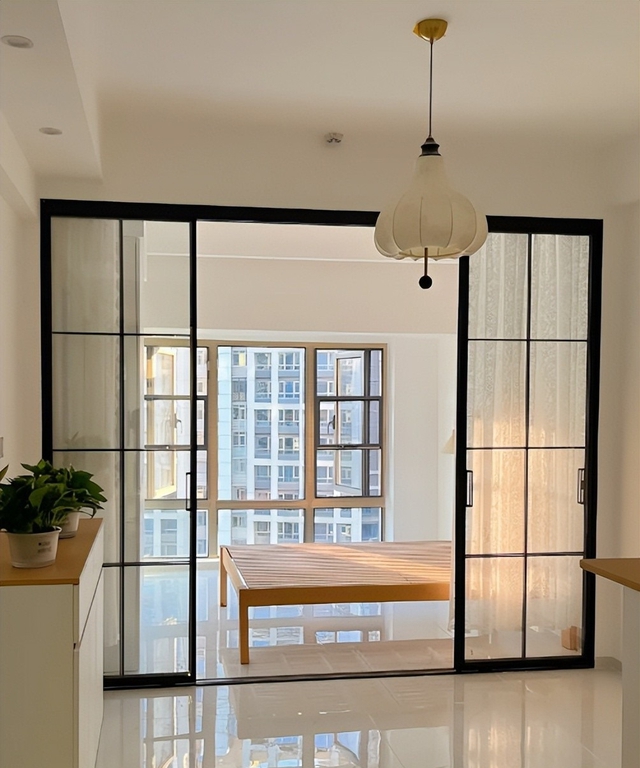 5 thiết kế phòng khách khiến tôi mất trắng chục triệu, giờ tỉnh mộng chỉ biết thốt lên "phí tiền ngu"!- Ảnh 5. 5 thiết kế phòng khách khiến tôi mất trắng chục triệu, giờ tỉnh mộng chỉ biết thốt lên "phí tiền ngu"!- Ảnh 5.
