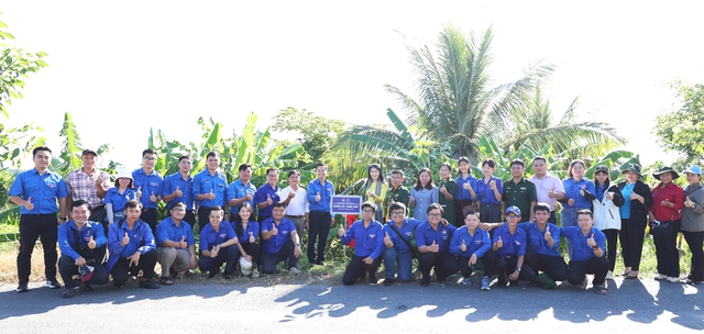 Hơn 1,2 tỷ đồng trong Hành trình tình nguyện - Lan tỏa yêu thương tại An Giang- Ảnh 4.