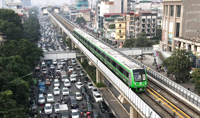 Hà Nội: Miễn phí vé xe buýt, đường sắt đô thị phục vụ người dân dịp Quốc khánh 2/9- Ảnh 1. Hà Nội: Miễn phí vé xe buýt, đường sắt đô thị phục vụ người dân dịp Quốc khánh 2/9- Ảnh 1.