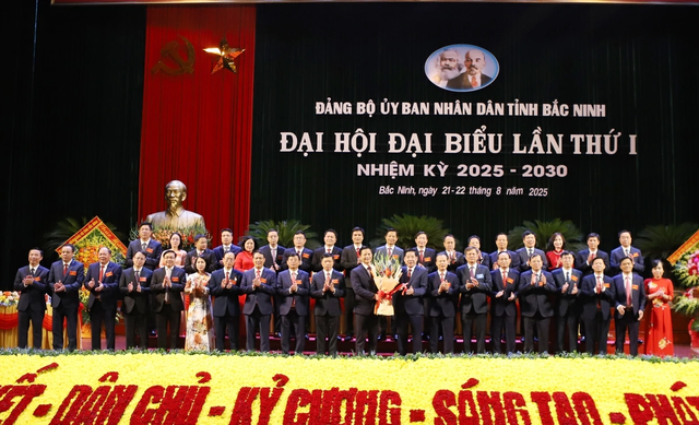 Ông Vương Quốc Tuấn làm Bí thư Đảng ủy UBND tỉnh Bắc Ninh- Ảnh 1. Ông Vương Quốc Tuấn làm Bí thư Đảng ủy UBND tỉnh Bắc Ninh- Ảnh 1.