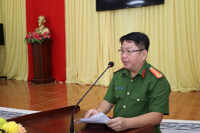 Lãnh đạo Công an thành phố làm việc với Công an xã Tân Bình, kịp thời tháo gỡ các khó khăn, vướng mắc- Ảnh 2.