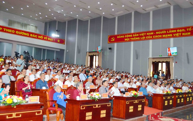 Cà Mau họp mặt kỷ niệm 80 năm Cách mạng Tháng Tám và Quốc khánh 2/9- Ảnh 1.