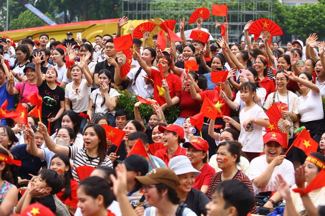 Hà Nội: Khuyến khích toàn dân bảo vệ môi trường, bảo đảm trật tự đô thị dịp đại lễ 2/9- Ảnh 1. Hà Nội: Khuyến khích toàn dân bảo vệ môi trường, bảo đảm trật tự đô thị dịp đại lễ 2/9- Ảnh 1.