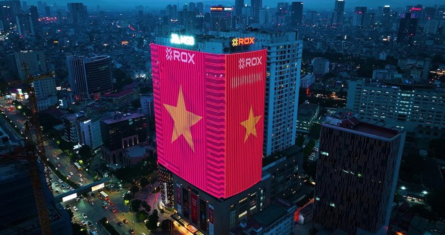 Điểm “check-in yêu nước” cực hot trên đường Nguyễn Chí Thanh- Ảnh 10. Điểm “check-in yêu nước” cực hot trên đường Nguyễn Chí Thanh- Ảnh 10.